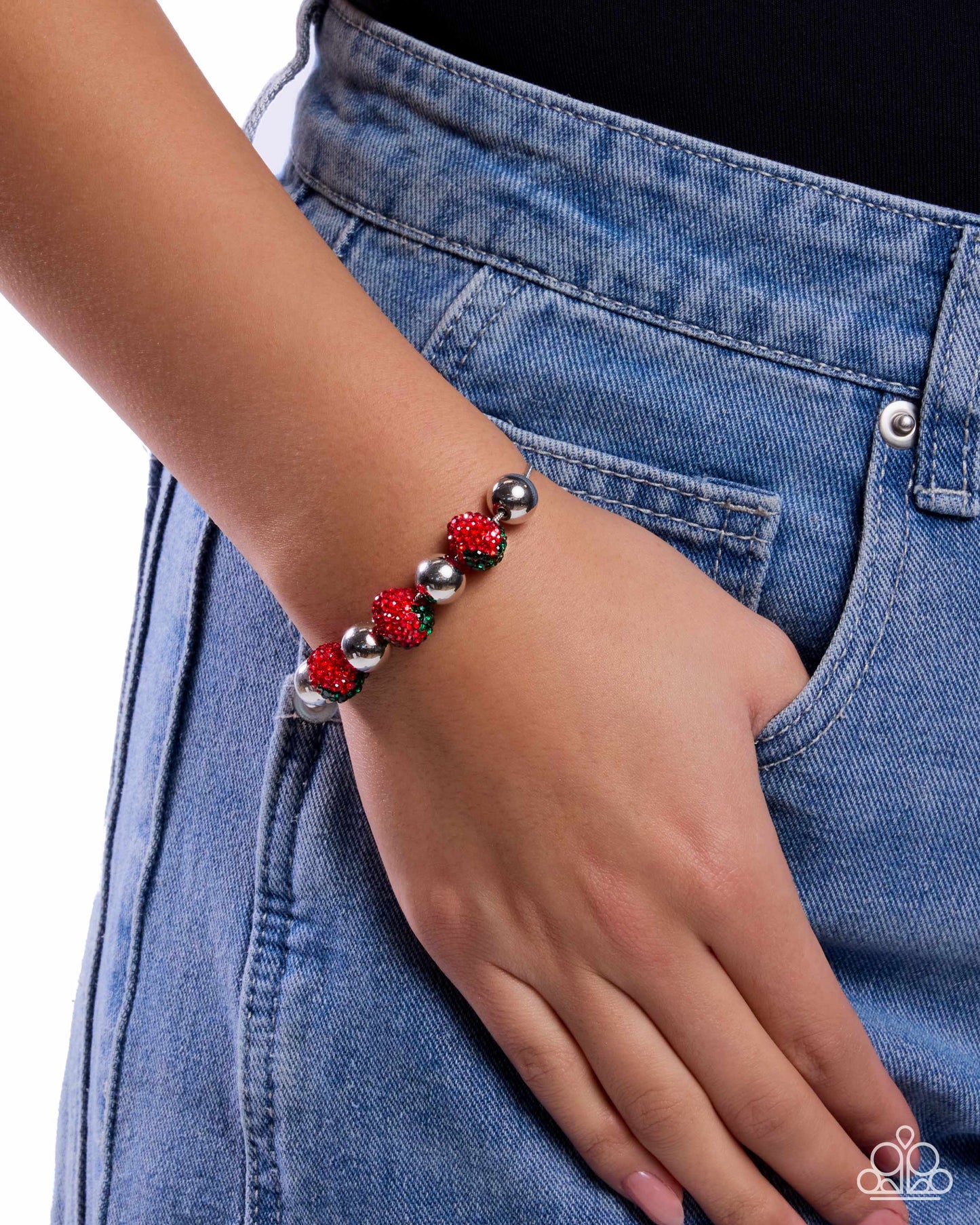 Famous Strawberries - red - Paparazzi bracelet