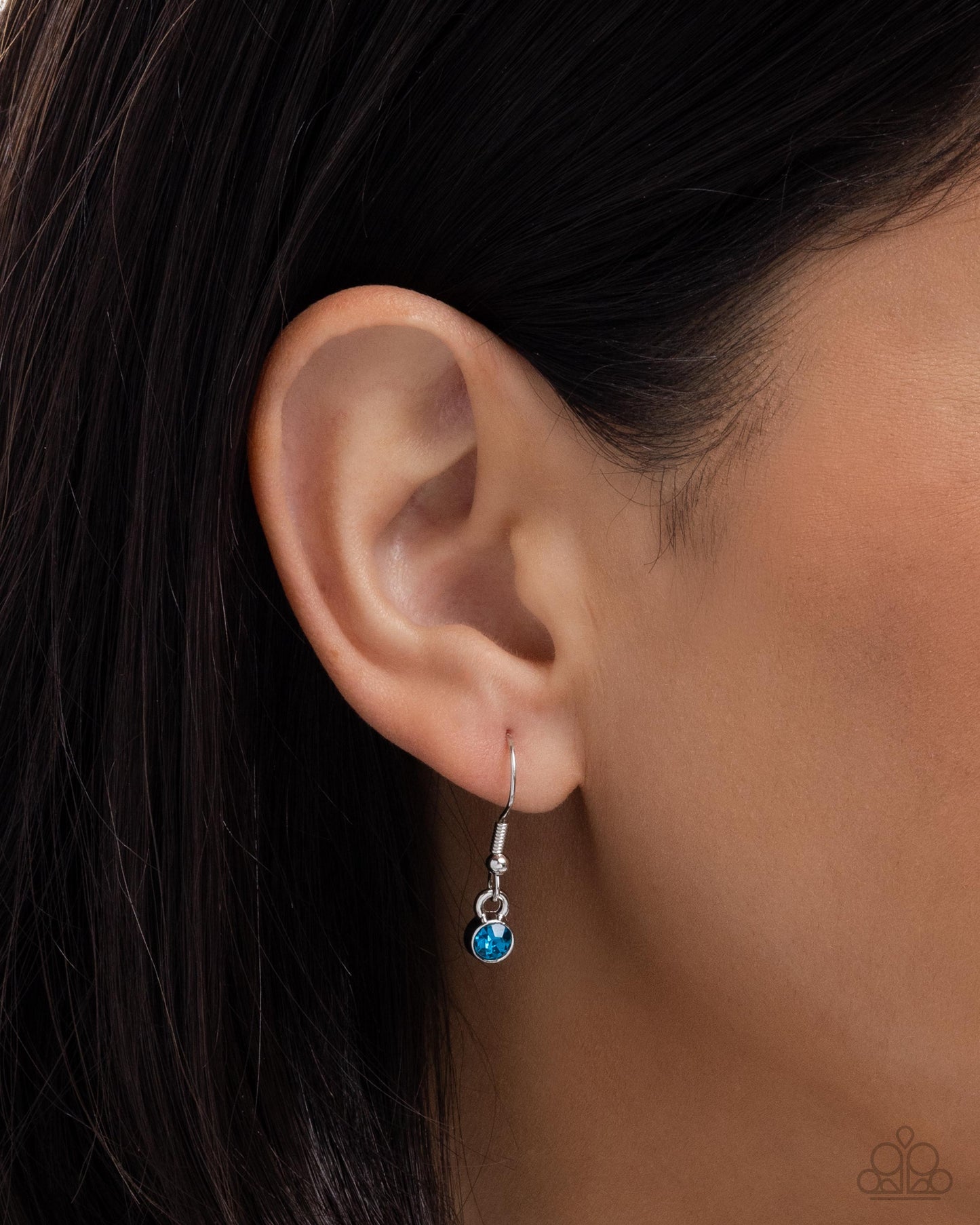 Fancy Feather - blue - Paparazzi necklace