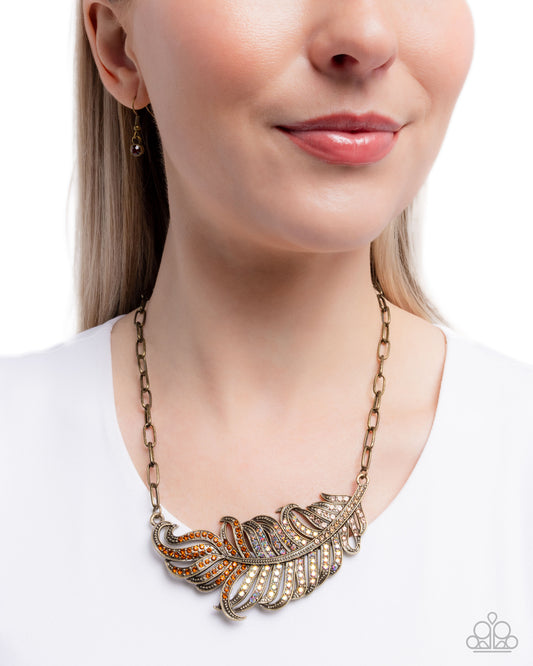 Fancy Feather - brass - Paparazzi necklace