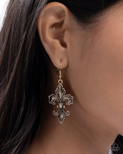 Fancy Fleur-De-Lis - gold - Paparazzi earrings