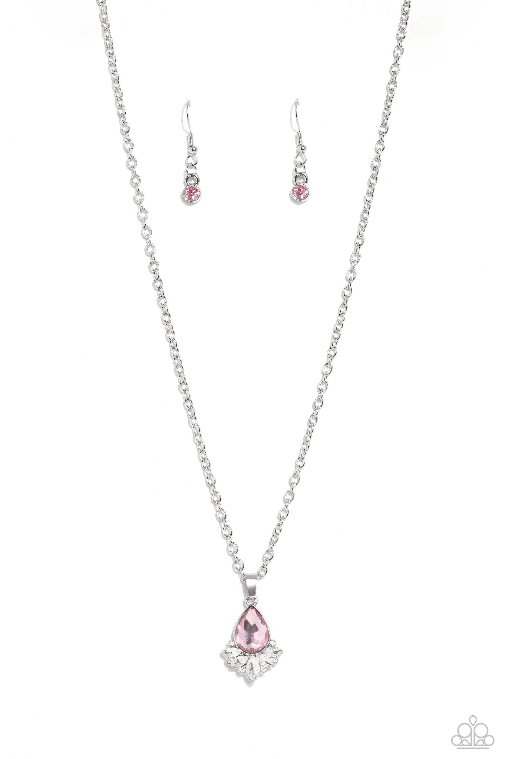 Fancy Fringe - pink - Paparazzi necklace