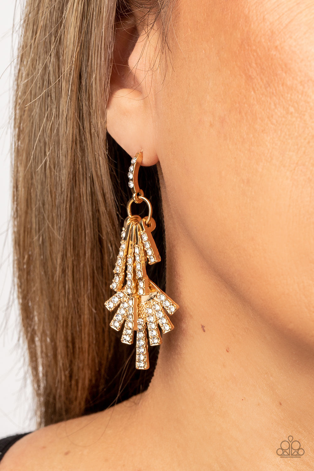 Fan of Glam - gold - Paparazzi earrings