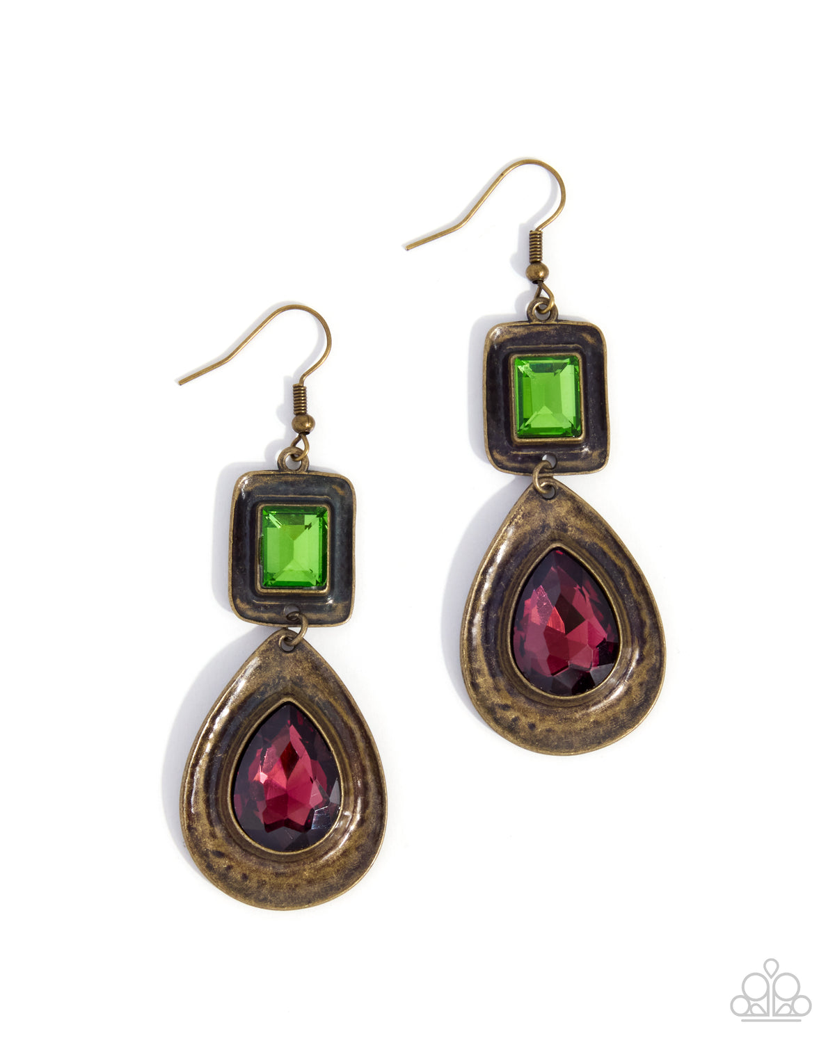 Fashionable Fantasy - brass - Paparazzi earrings