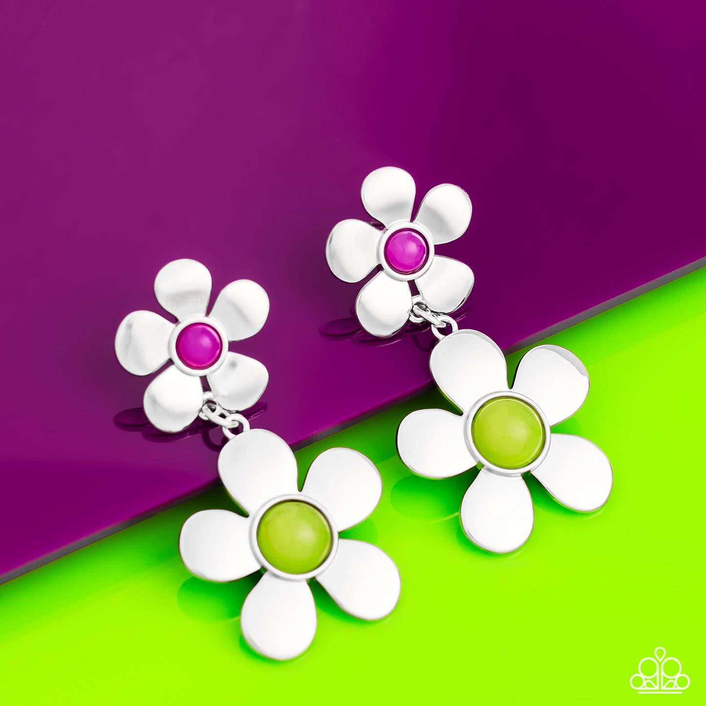 Fashionable Florals - green - Paparazzi earrings