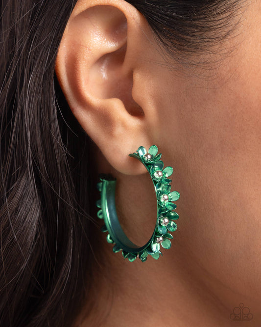 Fashionable Flower Crown - green - Paparazzi earrings