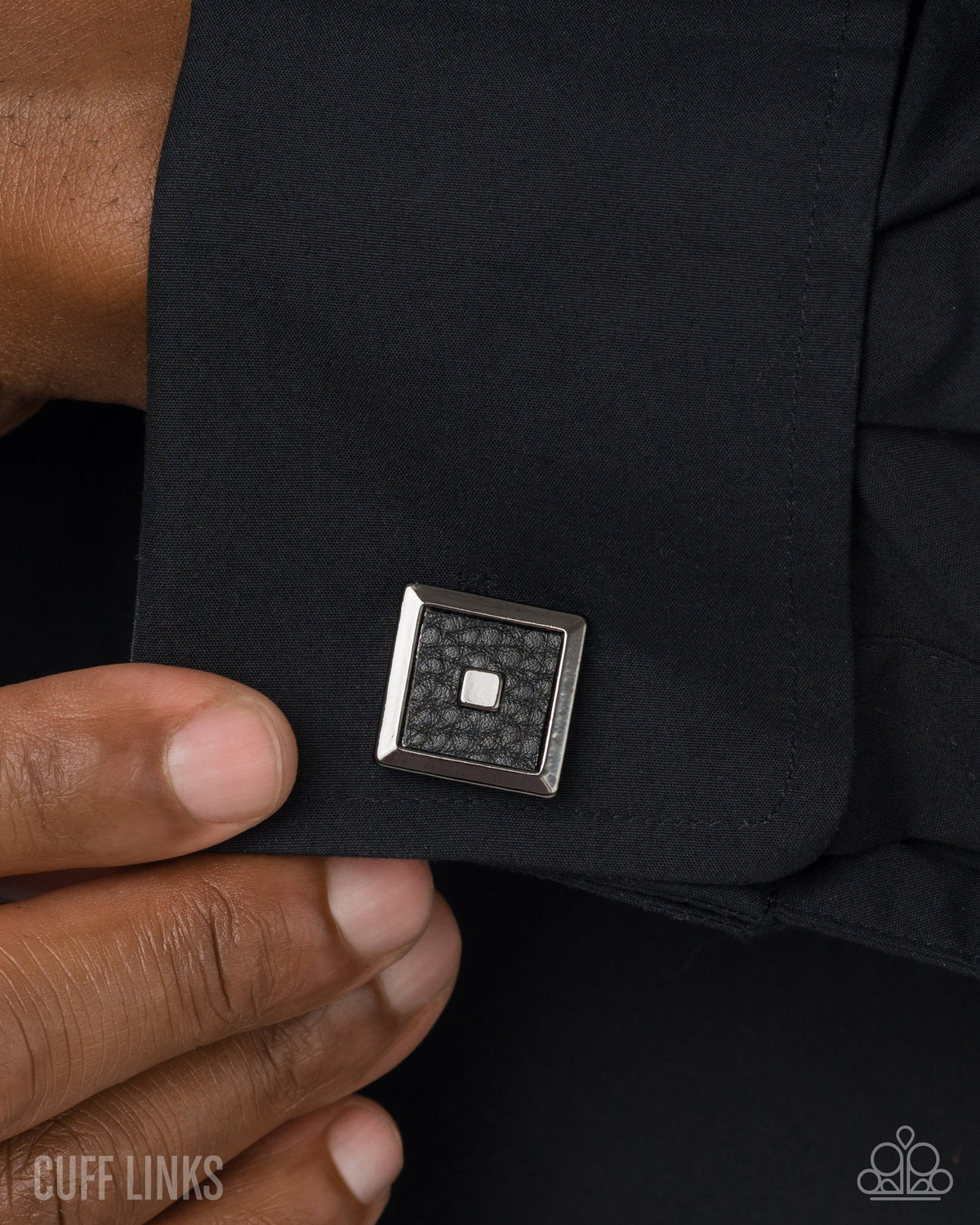 Fearless Formality - black - Paparazzi MENS cufflinks