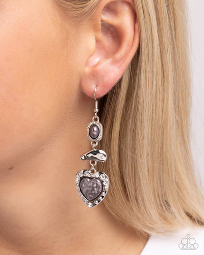 Feminine Feature - silver - Paparazzi earrings