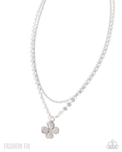 Feminine Flower - white - Paparazzi necklace