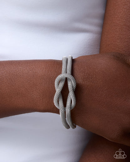 Fierce Finesse - silver - Paparazzi bracelet