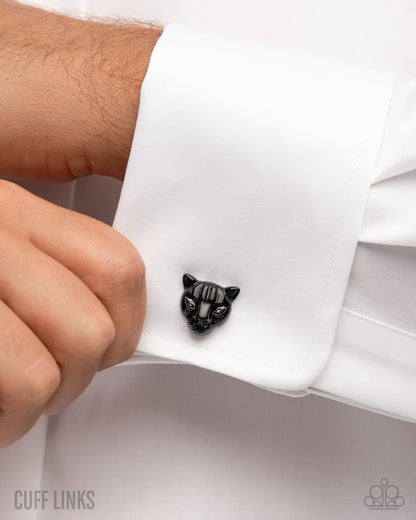 Fierce Focus - black - Paparazzi MENS cufflinks