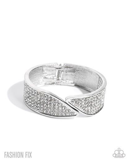 Fierce On Fleek - white - Paparazzi bracelet