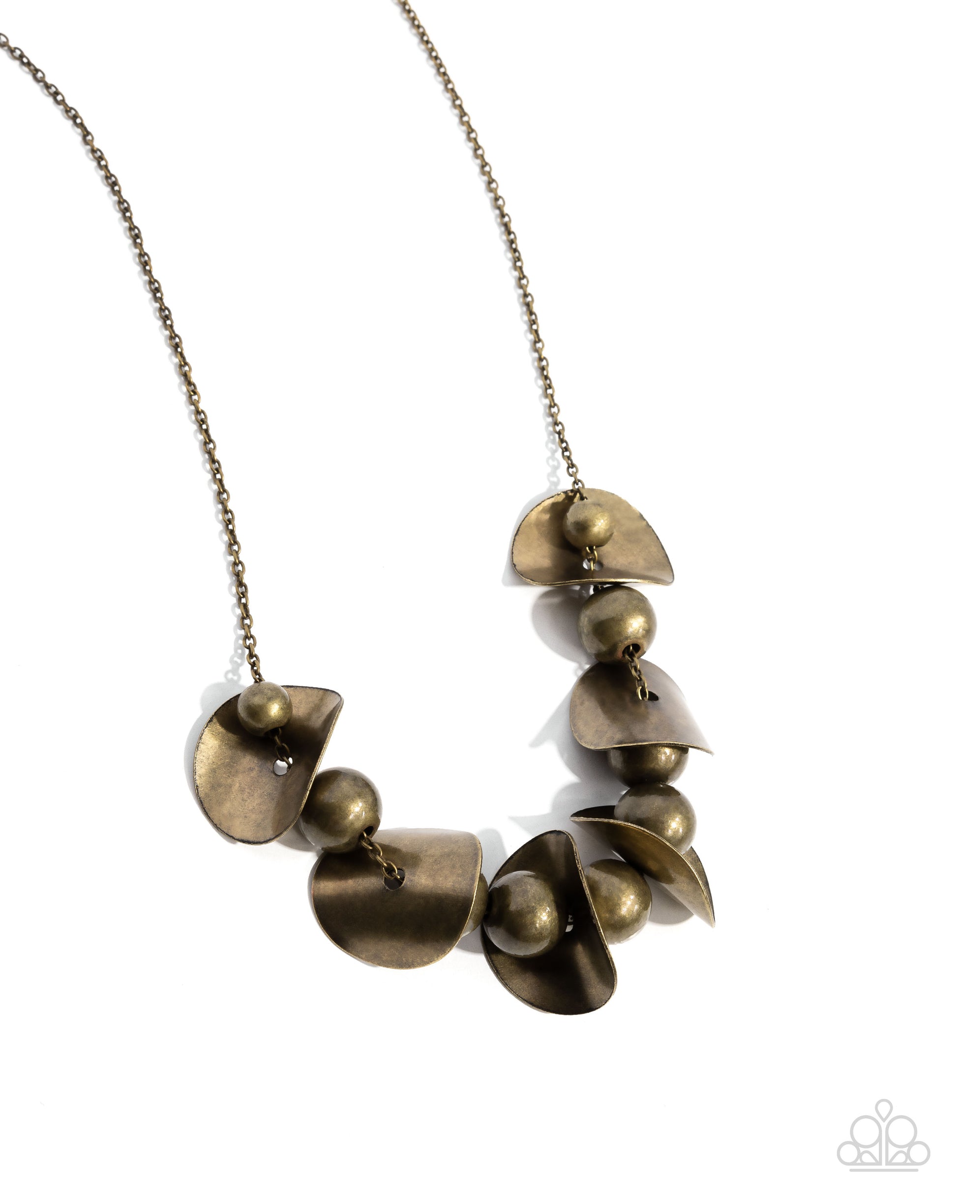 First Come First CURVE - brass - Paparazzi necklace