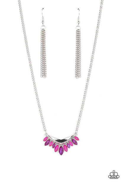 Flash of Fringe - pink - Paparazzi necklace