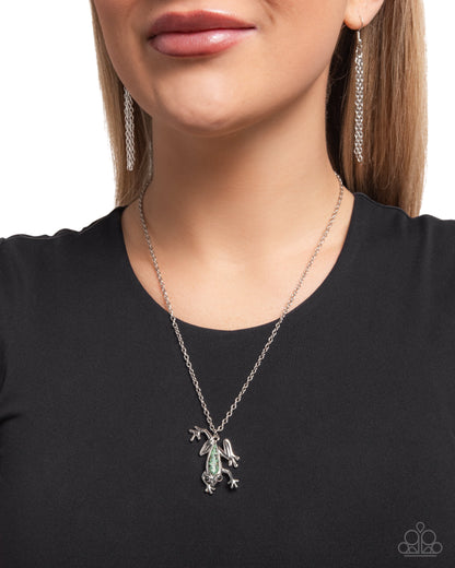 Flashy Tree Frog - green - Paparazzi necklace