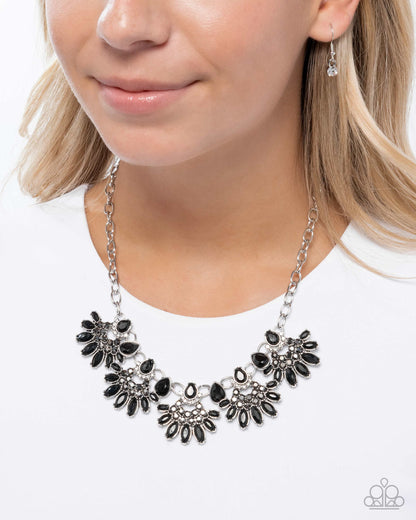 Flawless Fringe - black - Paparazzi necklace