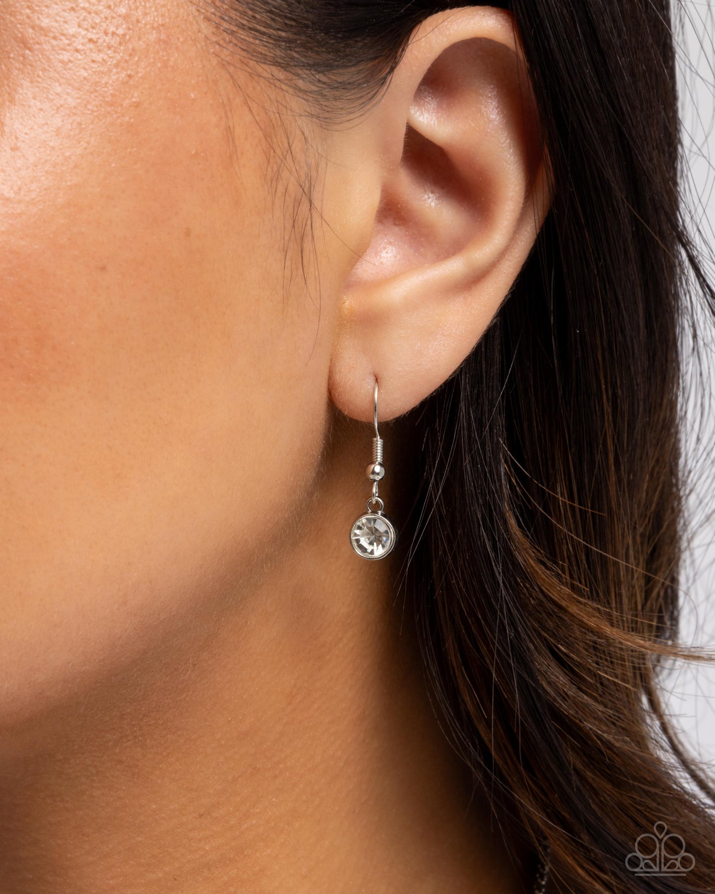 Flight Dynamics - white - Paparazzi necklace