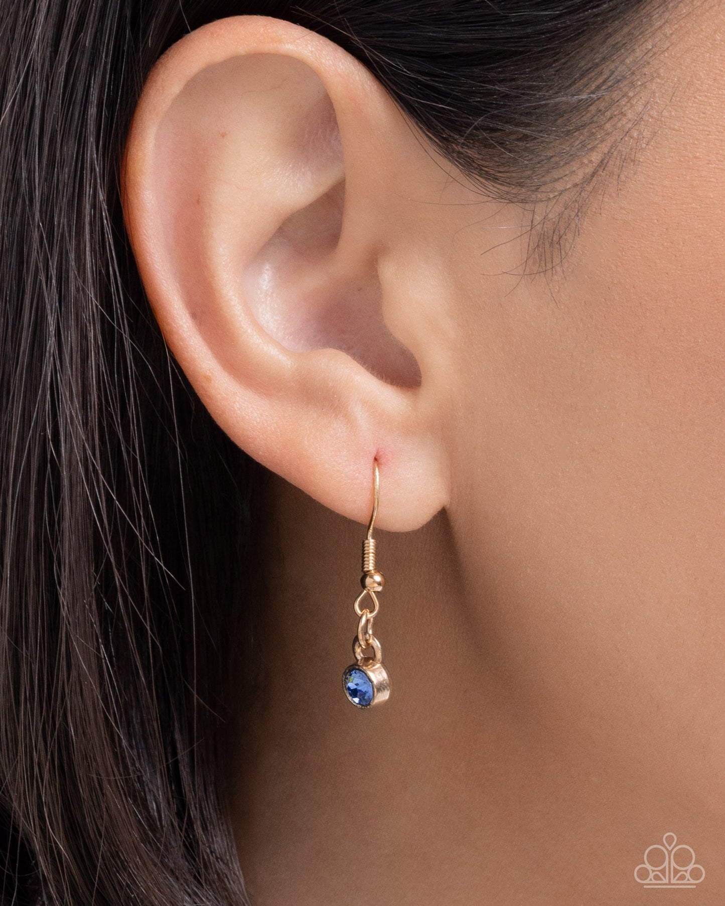 Flirtatious Framing - blue - Paparazzi necklace