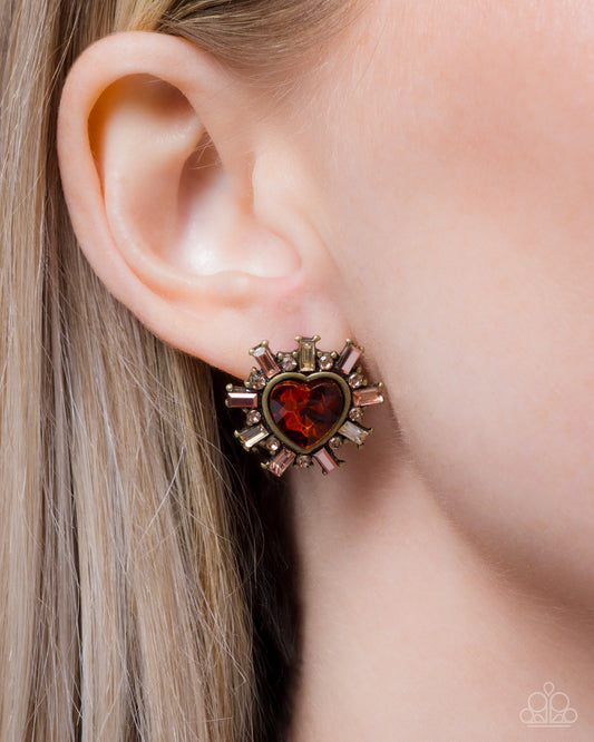 Flirty Feature - brass - Paparazzi earrings