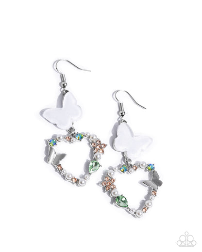 Flirty Flight - green - Paparazzi earrings