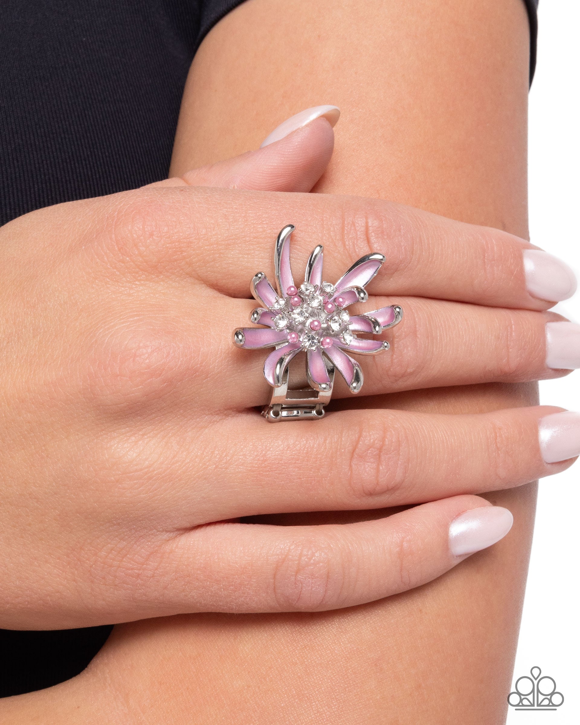 Floral Faculty - purple - Paparazzi ring