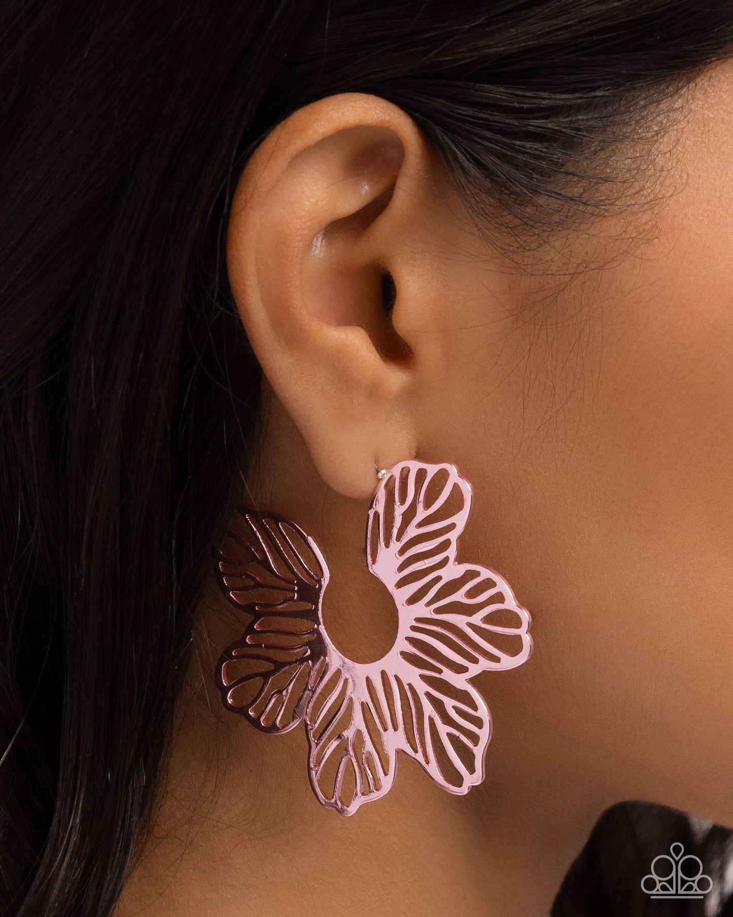 Floral Fame - pink - Paparazzi earrings