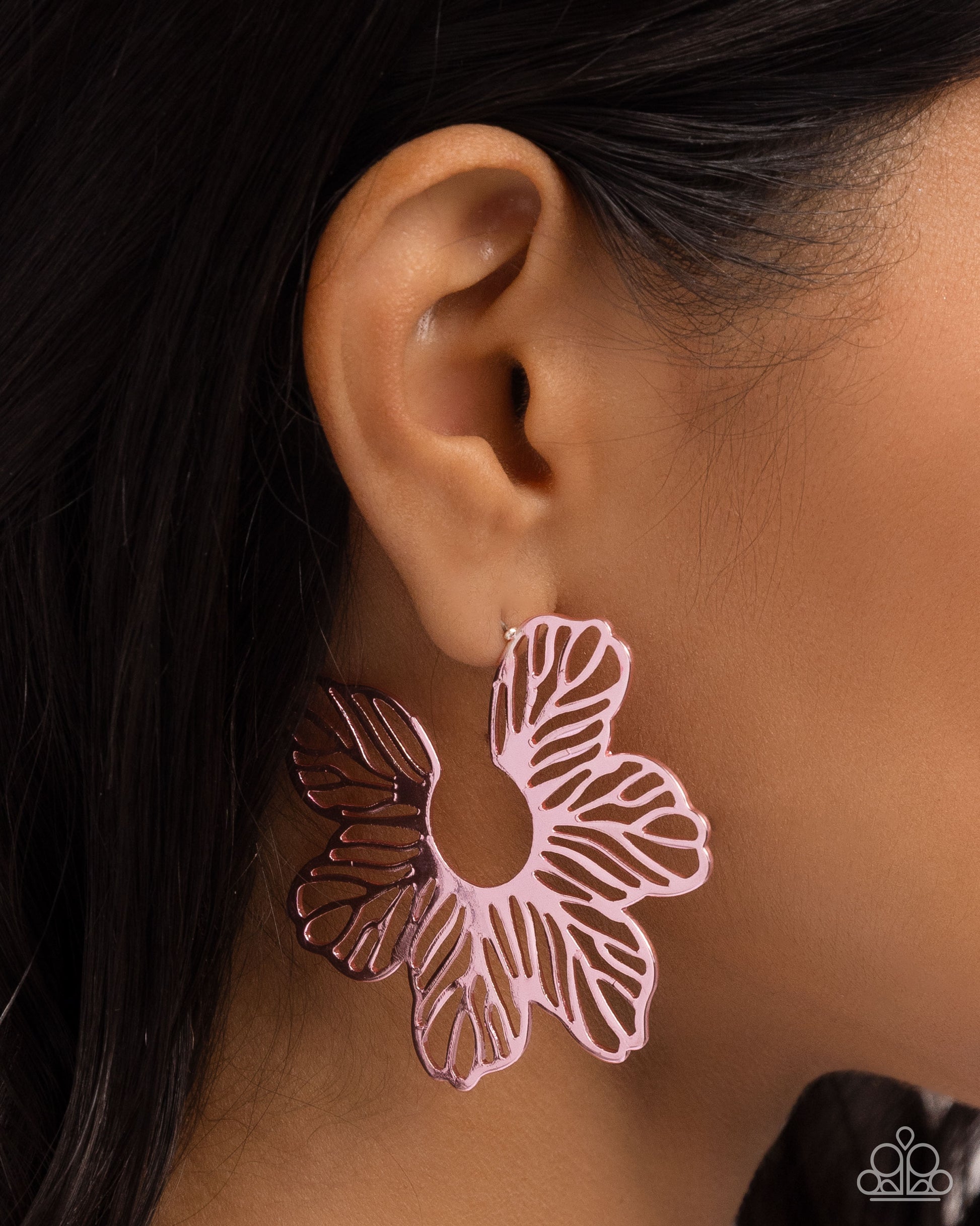 Floral Fame - pink - Paparazzi earrings