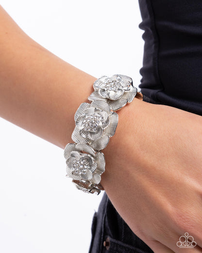 Floral Fare - white - Paparazzi bracelet