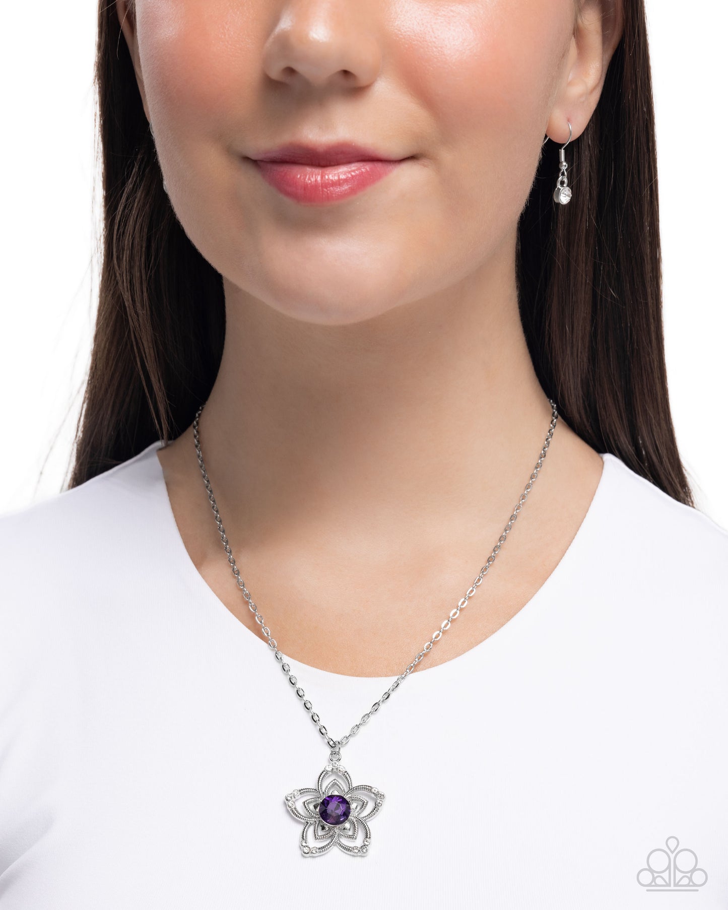 Floral Flow - purple - Paparazzi necklace