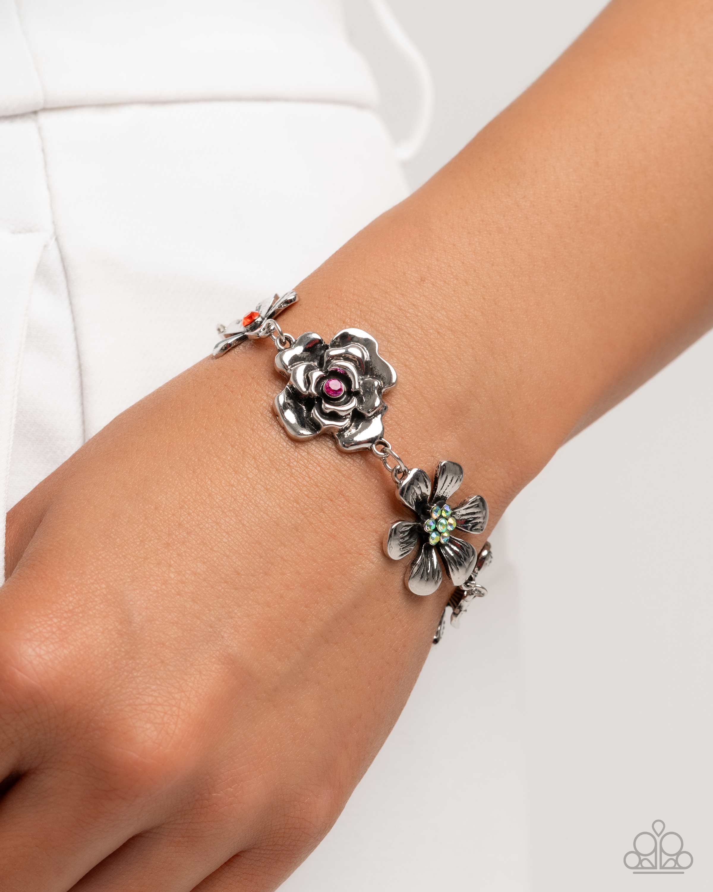 Floral Fluke - multi - Paparazzi bracelet – JewelryBlingThing