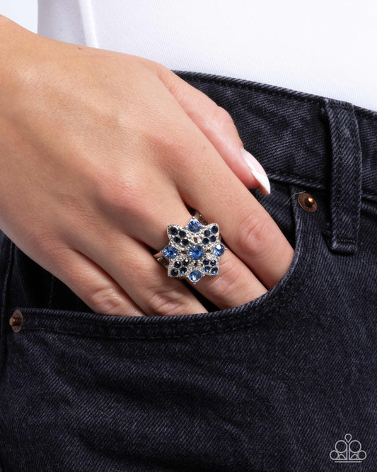 Floral Forte - blue - Paparazzi ring