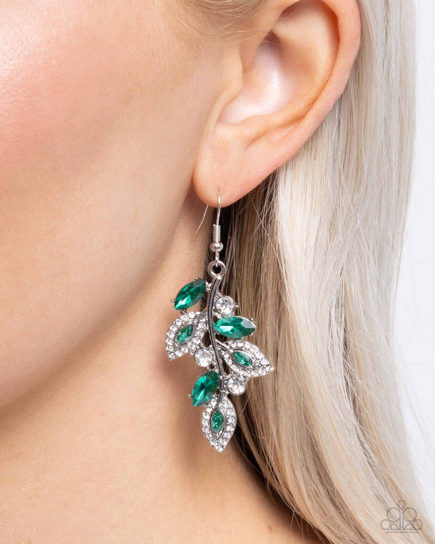 Flourishing Feature - green - Paparazzi earrings