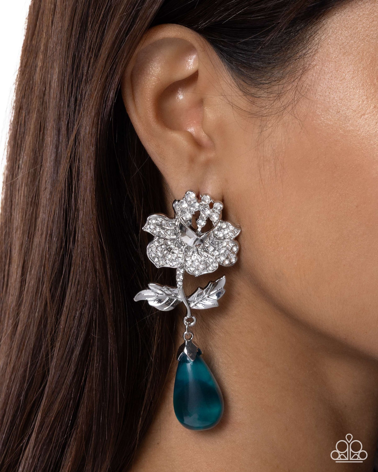 Flourishing Fringe - blue - Paparazzi earrings