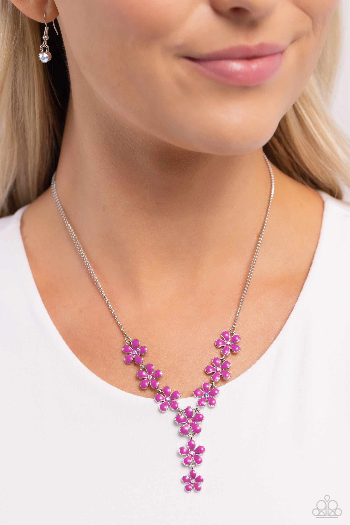 Flowering Feature - multi - Paparazzi necklace