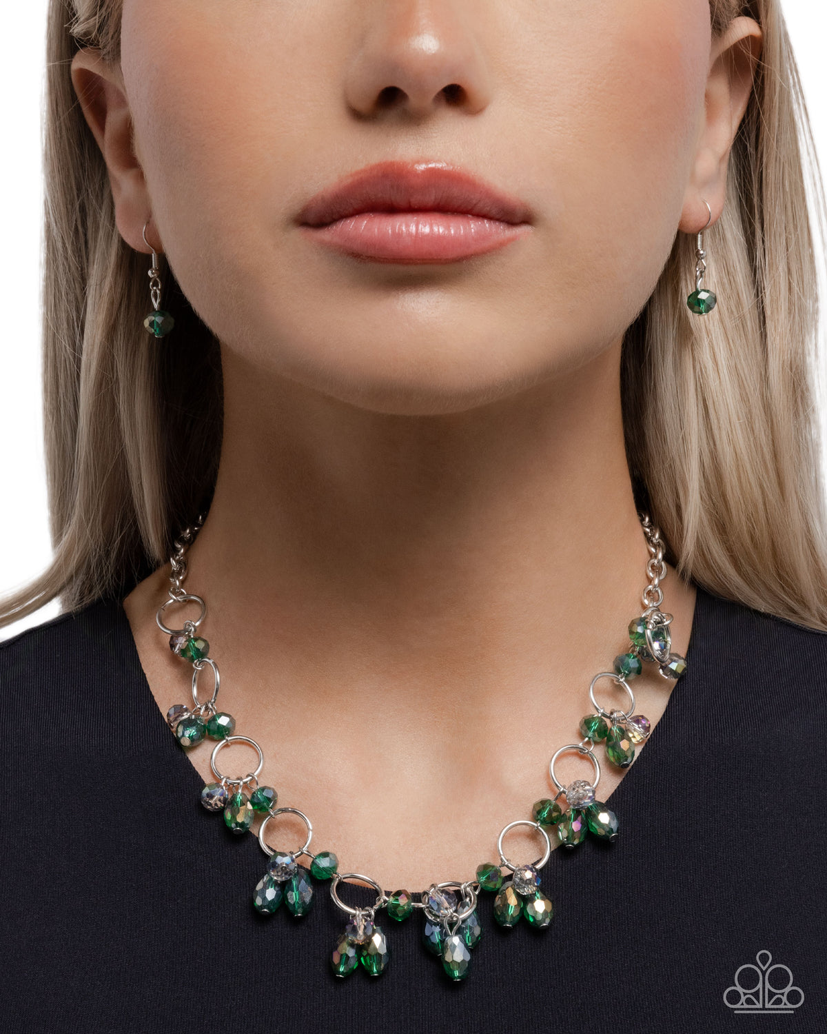 Fluttering Fanfare - green - Paparazzi necklace