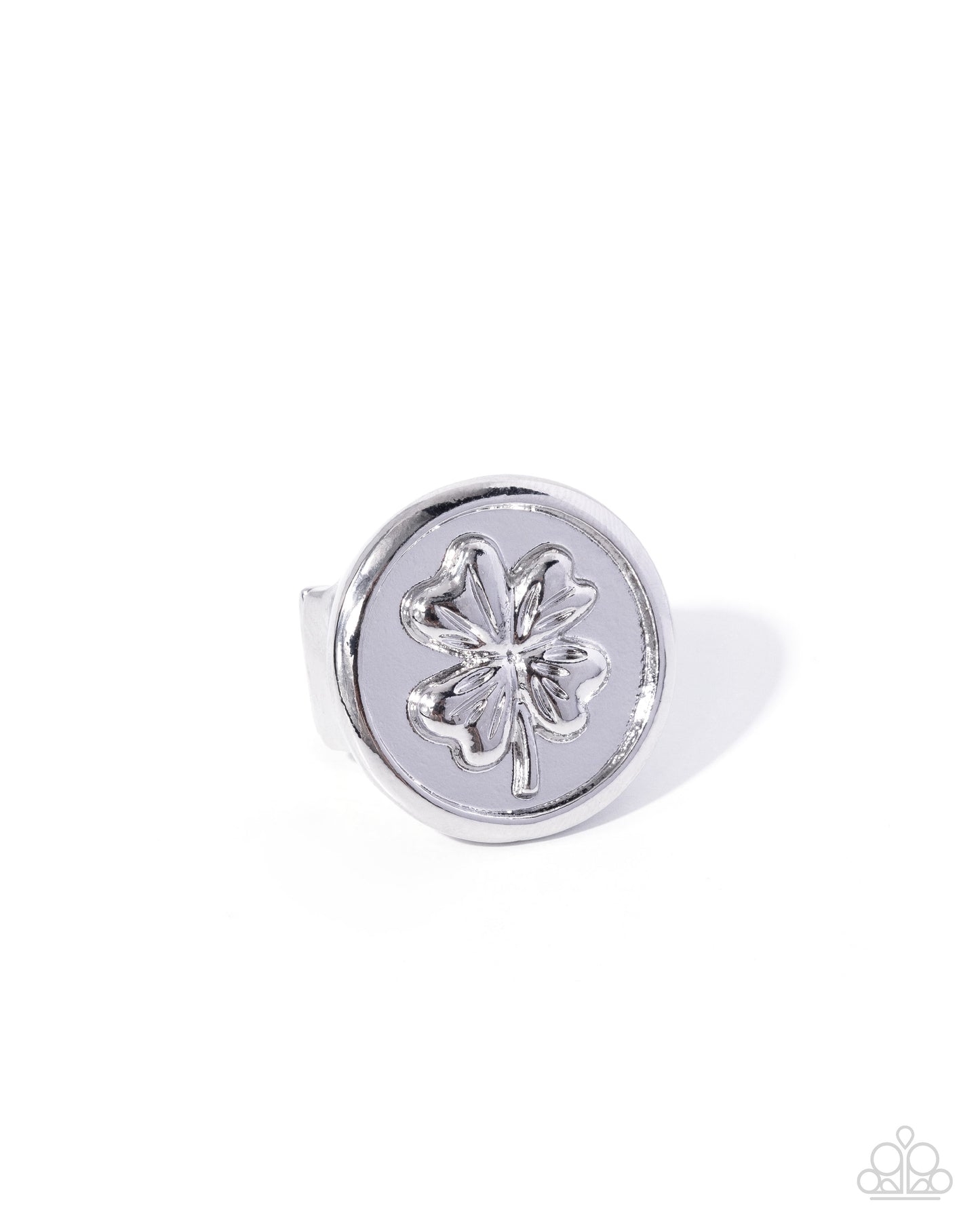 Fortunate Falsetto - silver - Paparazzi ring