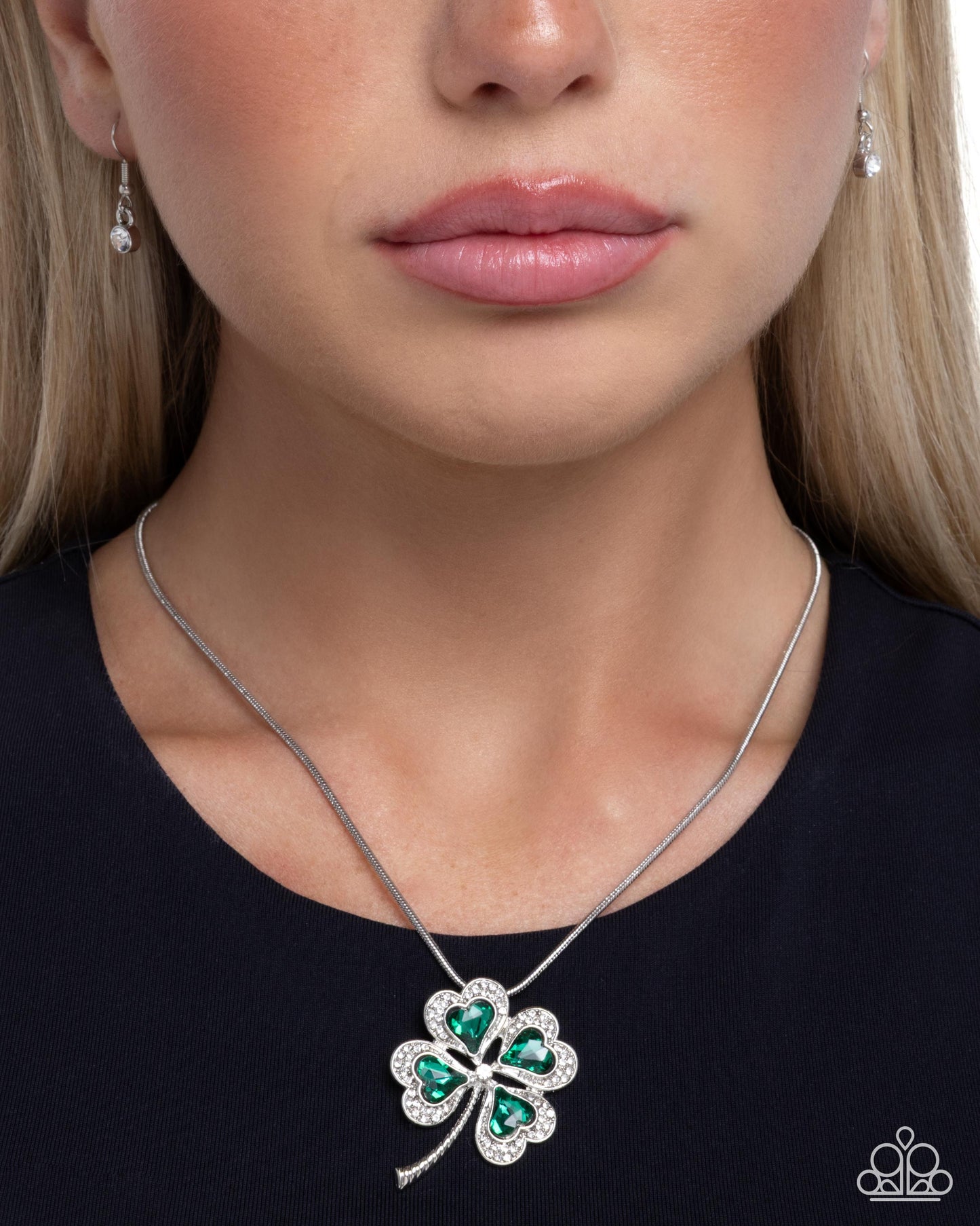 Fortunate Fashion - green - Paparazzi necklace