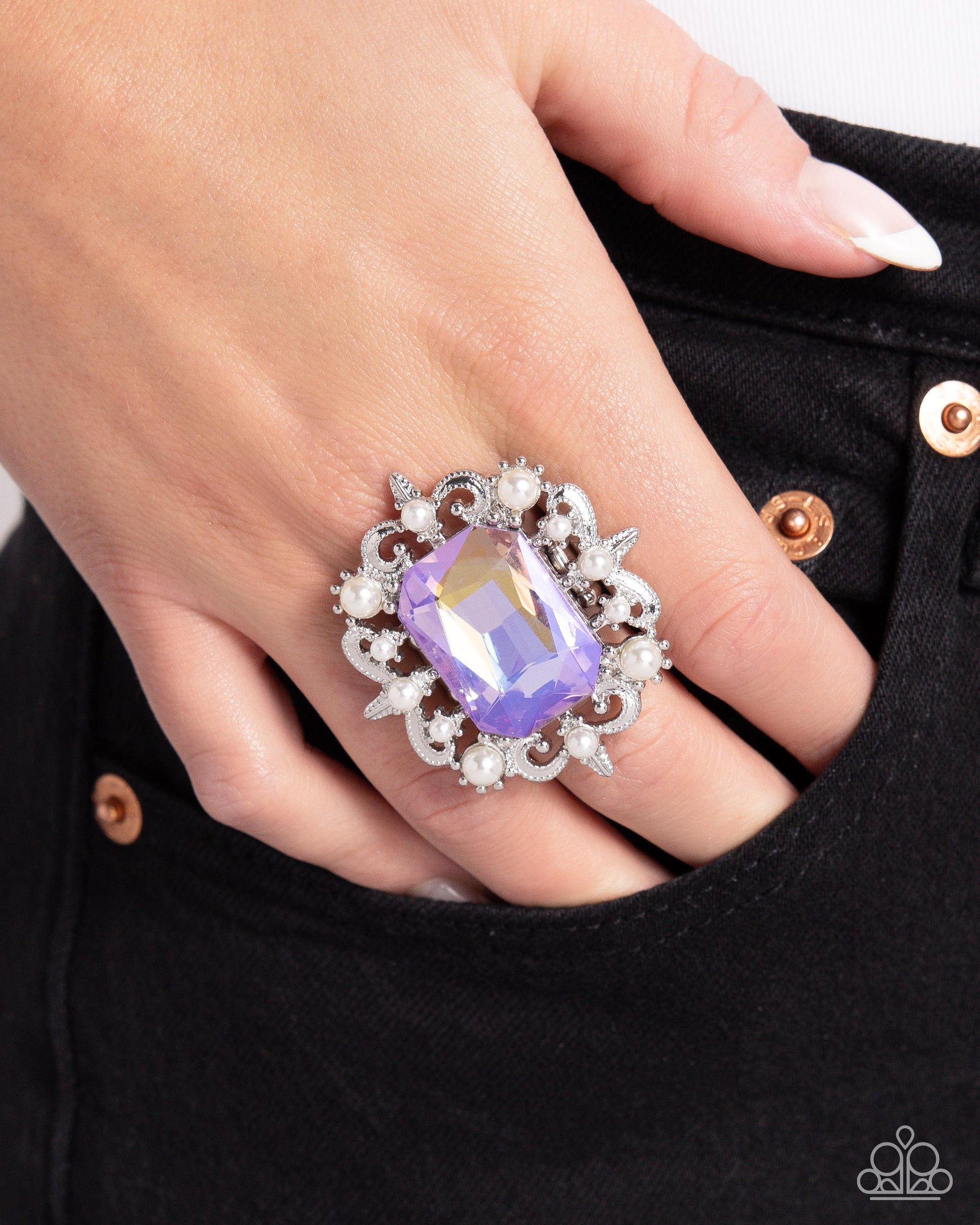 Framed Flourish - purple - Paparazzi ring