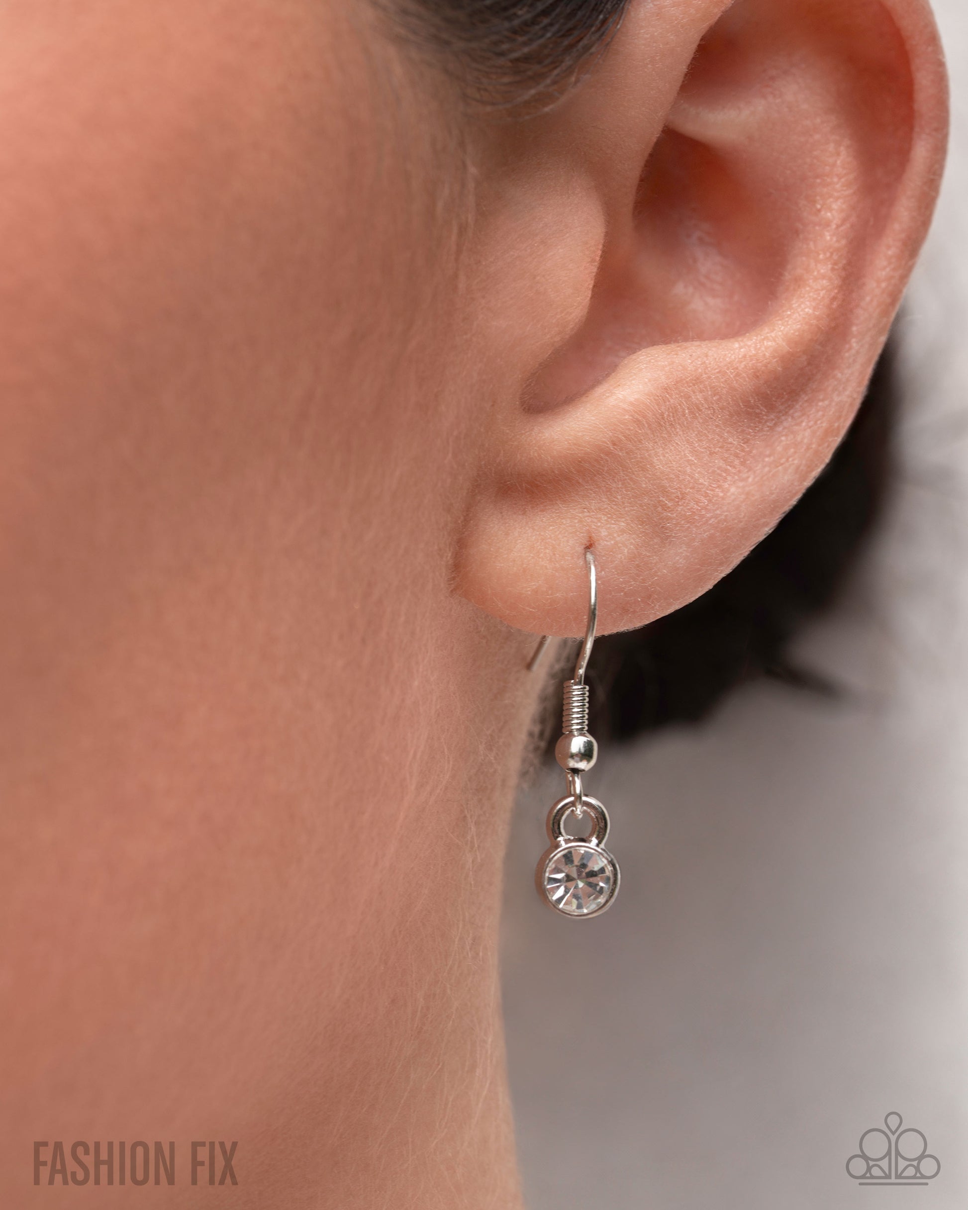 Free-Spirited Freeway - white - Paparazzi necklace