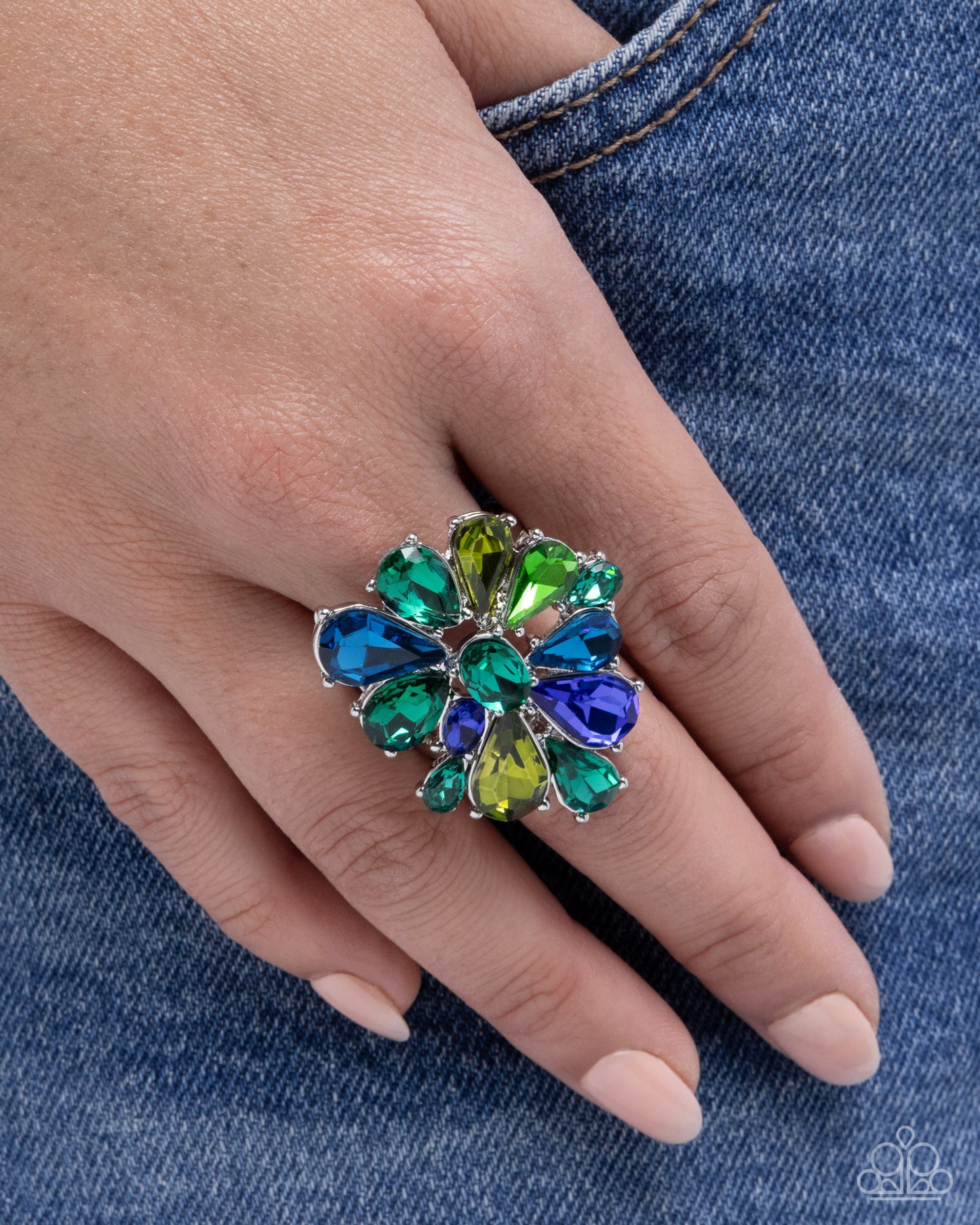 Free Facets - green - Paparazzi ring