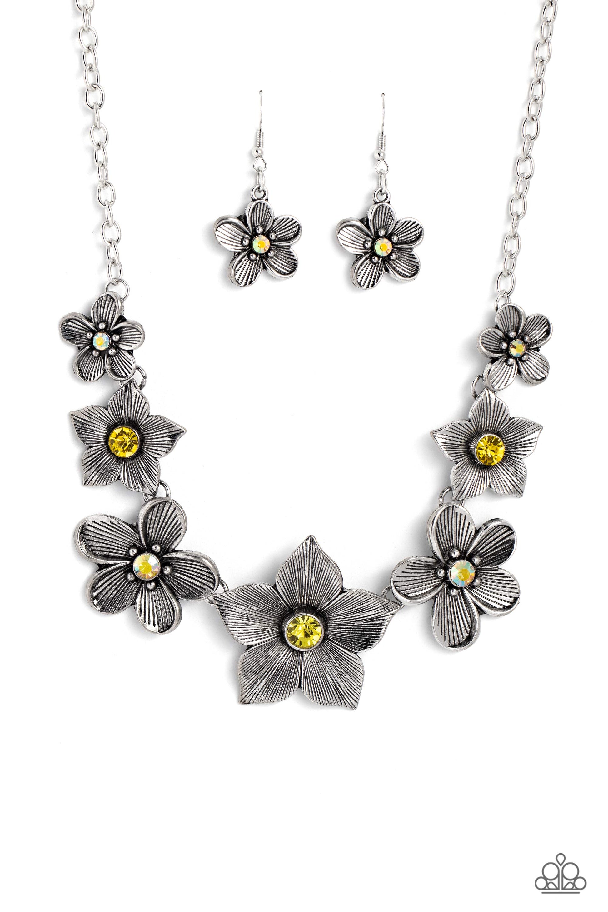 Free FLORAL - yellow - Paparazzi necklace