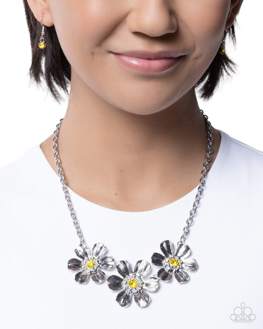 Freeing Florals - yellow - Paparazzi necklace