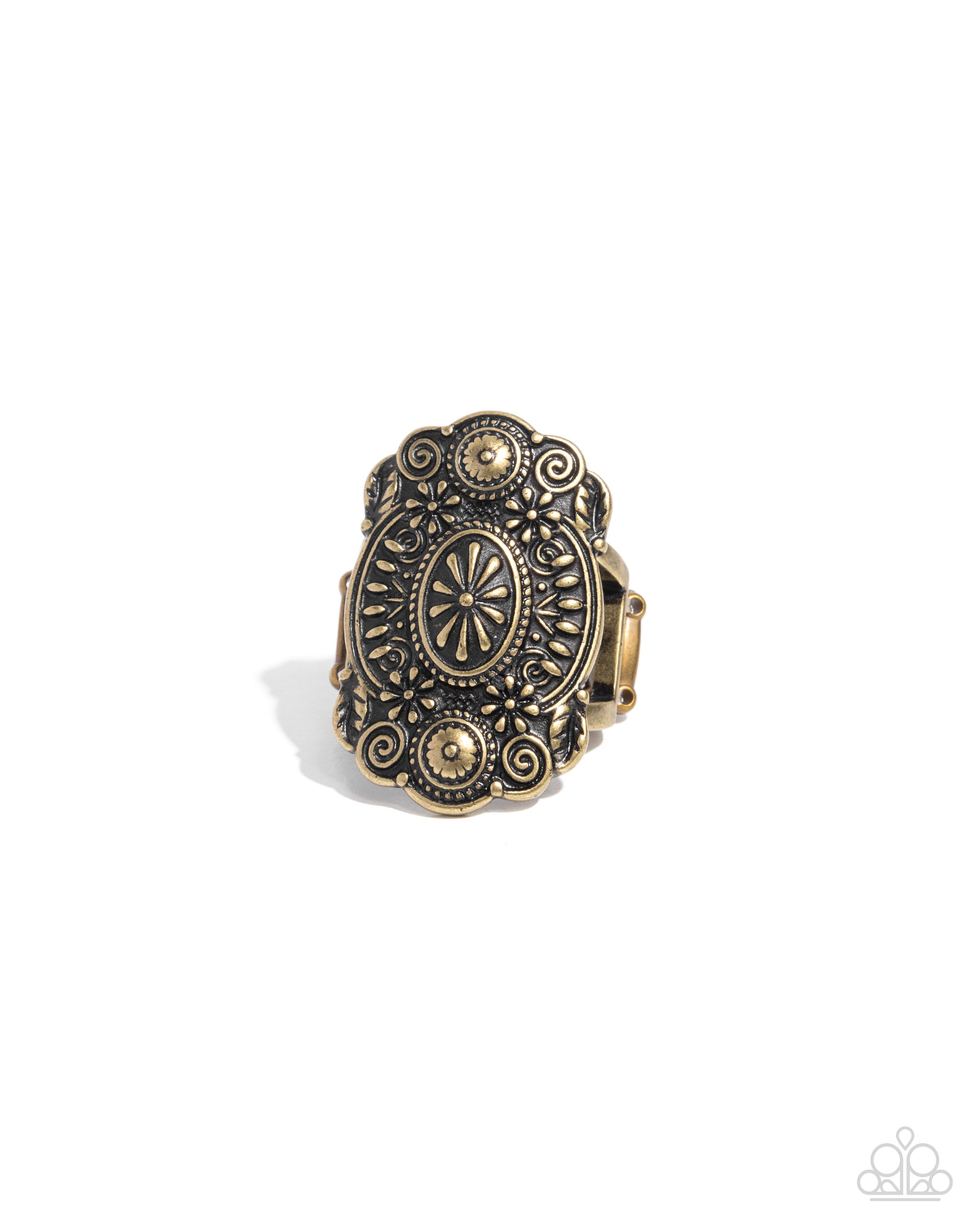Frenetic Frame - brass - Paparazzi ring