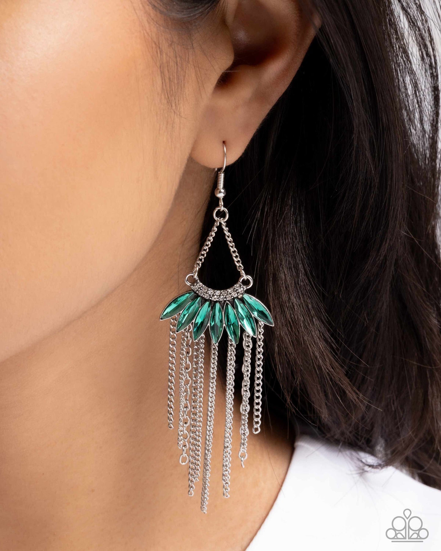 Fringe Feature - green - Paparazzi earrings