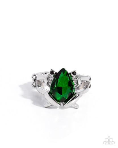Fun-Loving Frog - green - Paparazzi ring