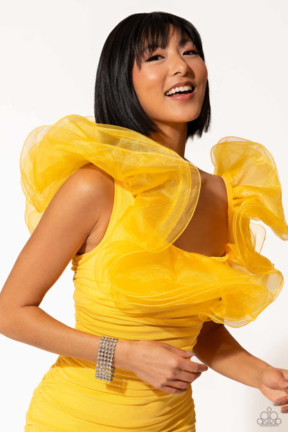 GLASSY Gallery - white - Paparazzi bracelet