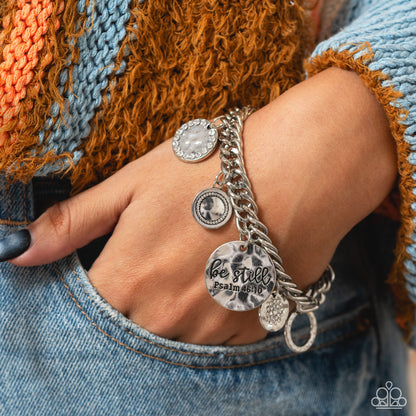 GLITTER and Grace - white - Paparazzi bracelet