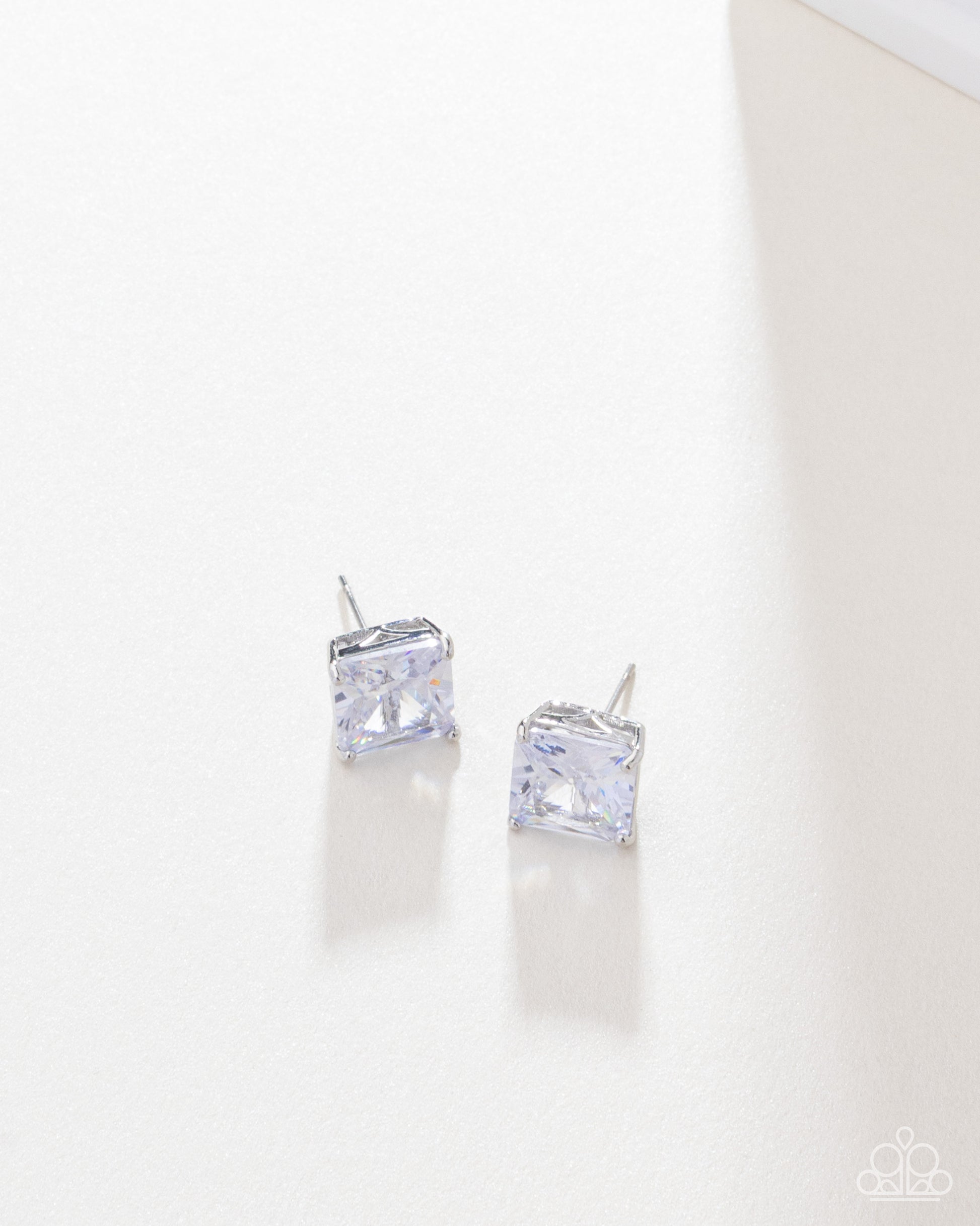 GLOW Time - white - Paparazzi earrings