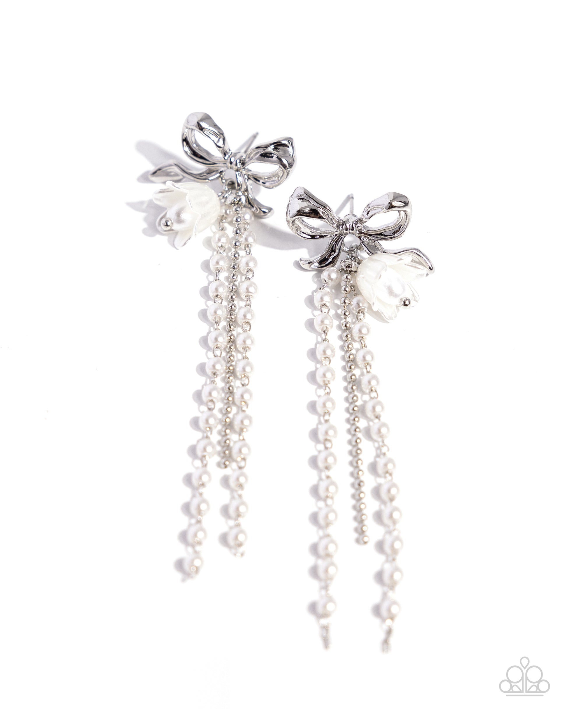 Garden Gain - white - Paparazzi earrings