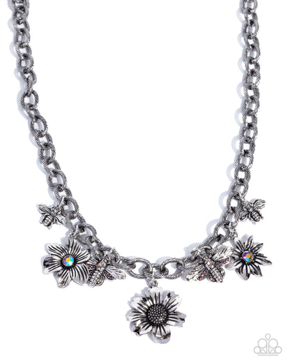 Gardening Glissando - purple - Paparazzi necklace