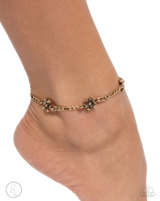 Gardening Gusto - gold - Paparazzi anklet